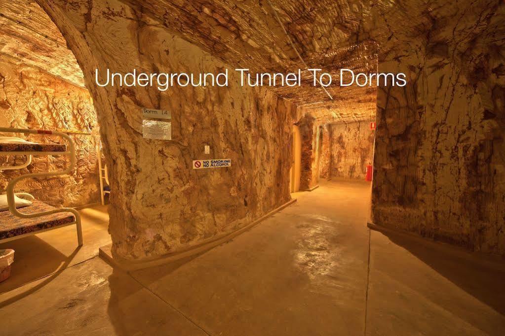Radeka Downunder Underground Motel Coober Pedy Exterior photo